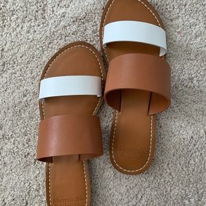 Abercrombie & Fitch Sandals